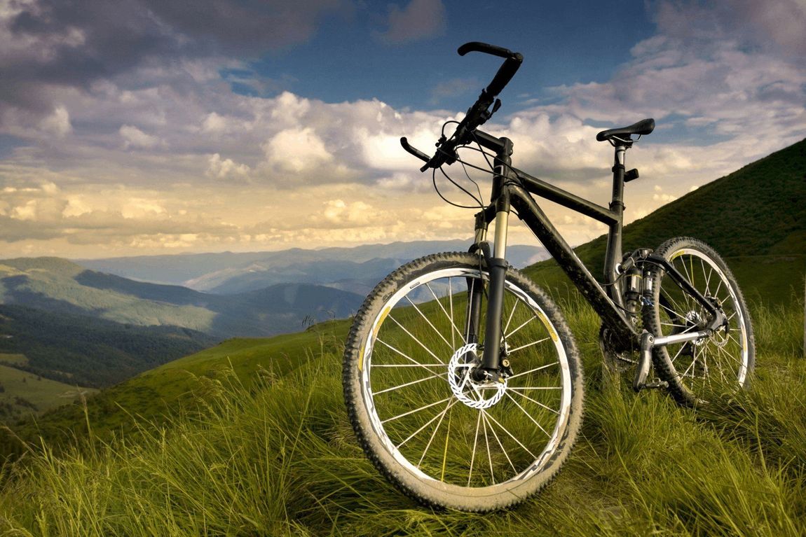 bicicletta su una collina