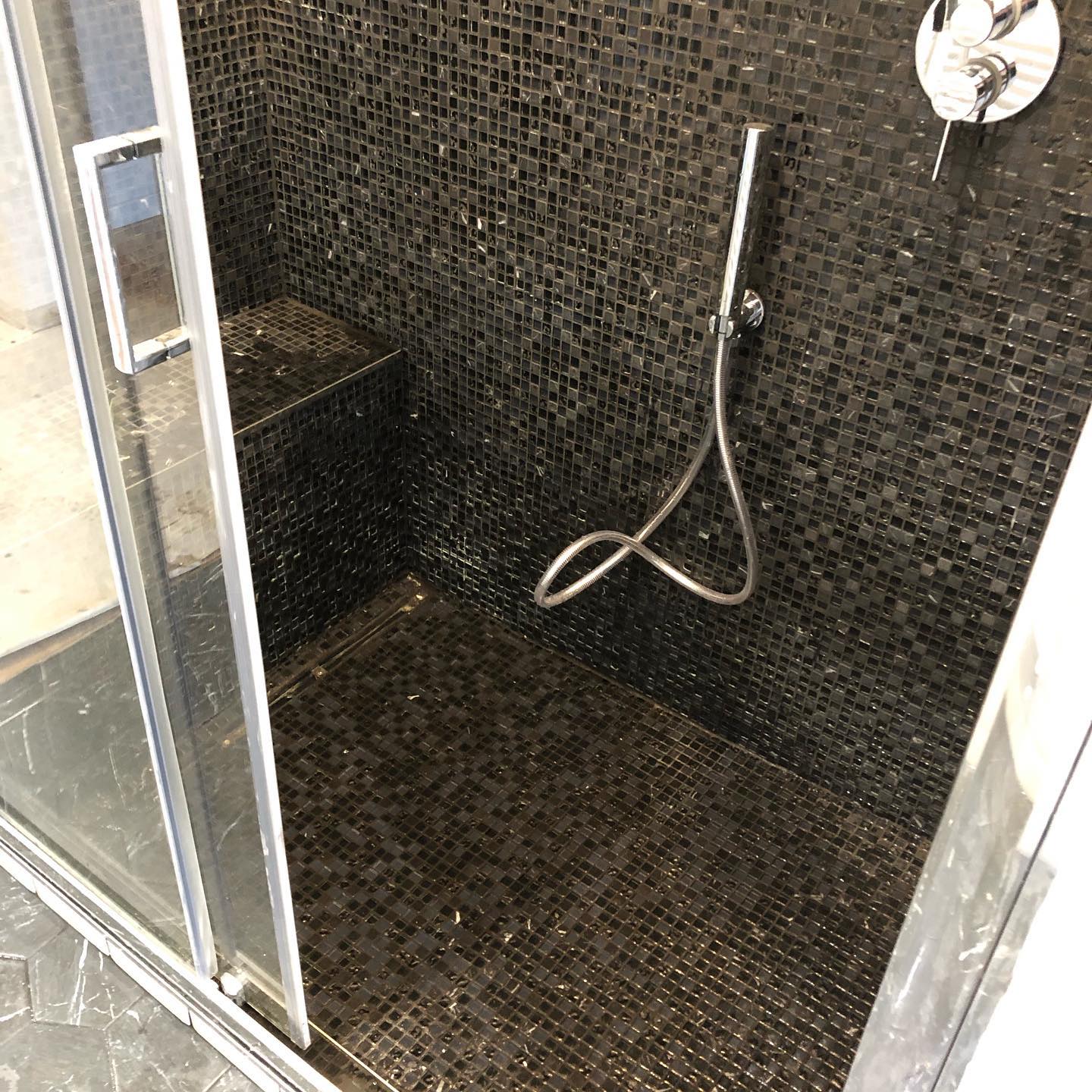 doccia ristrutturata