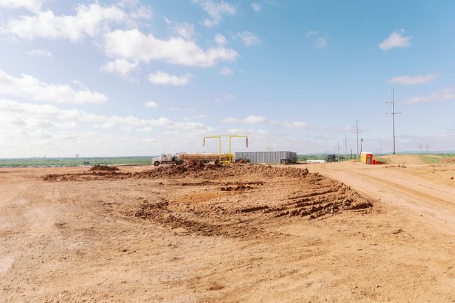 SiteLine Services frack tanks and J-stands for water storage in Central Texas