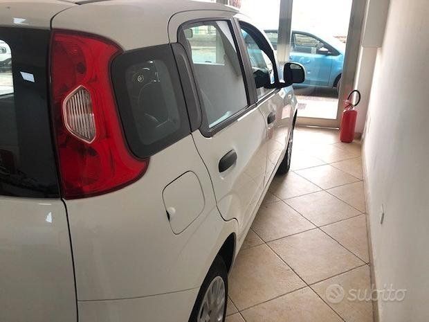 dettaglio fiat panda