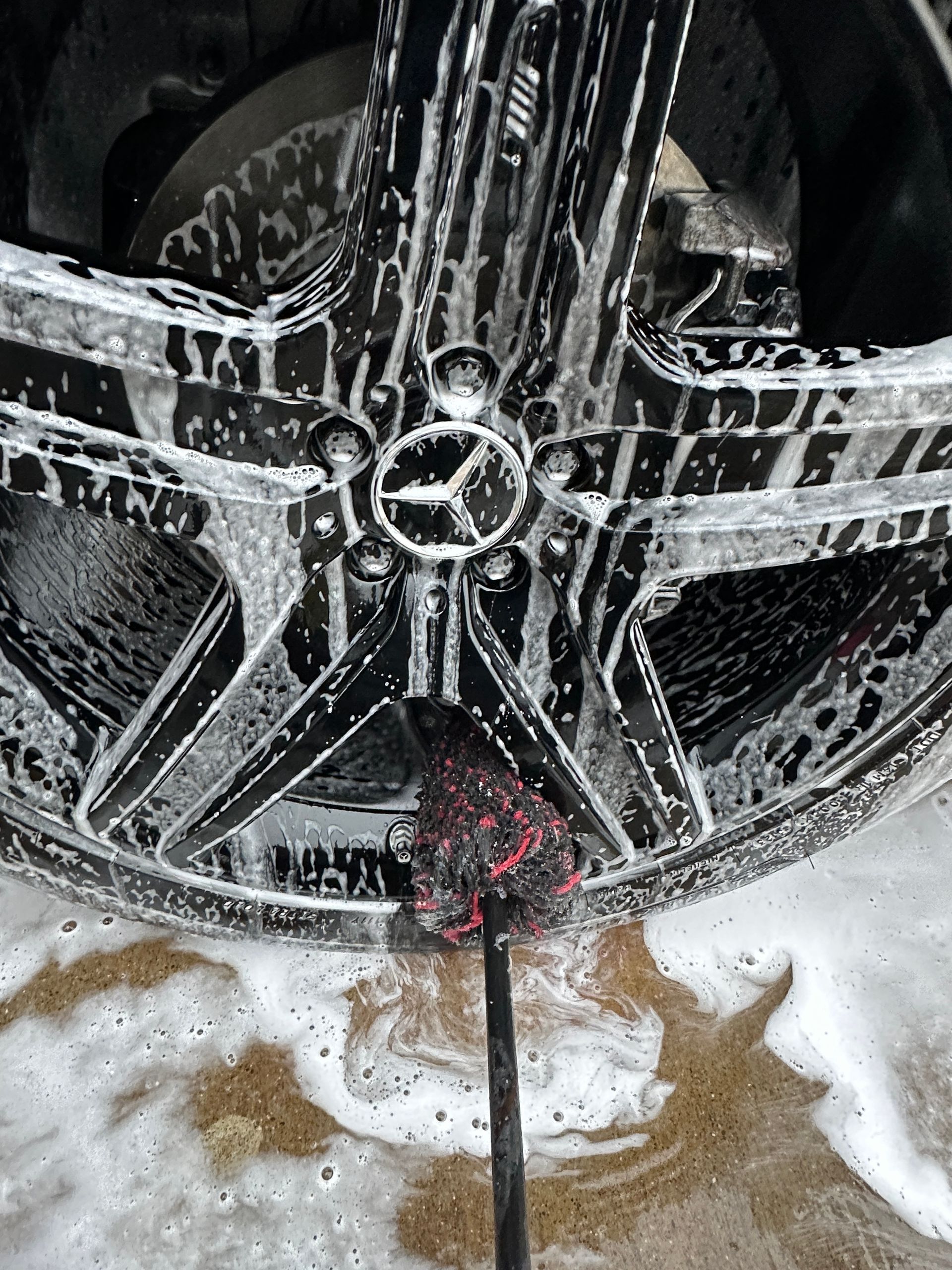 AMG wheels decontamination