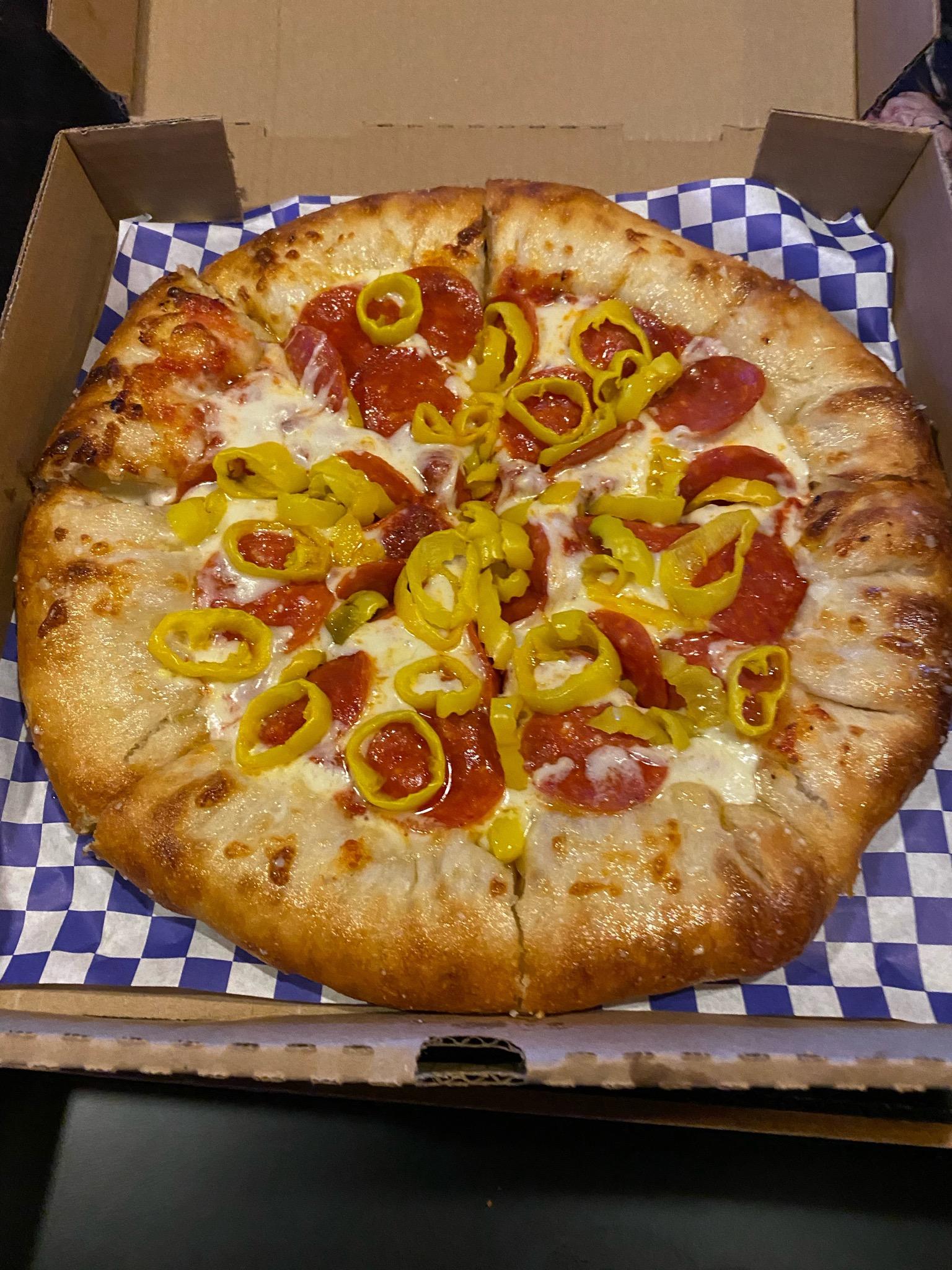 Delicious Warm Pizza — Medina, OH — Geno's 2.0 LCC
