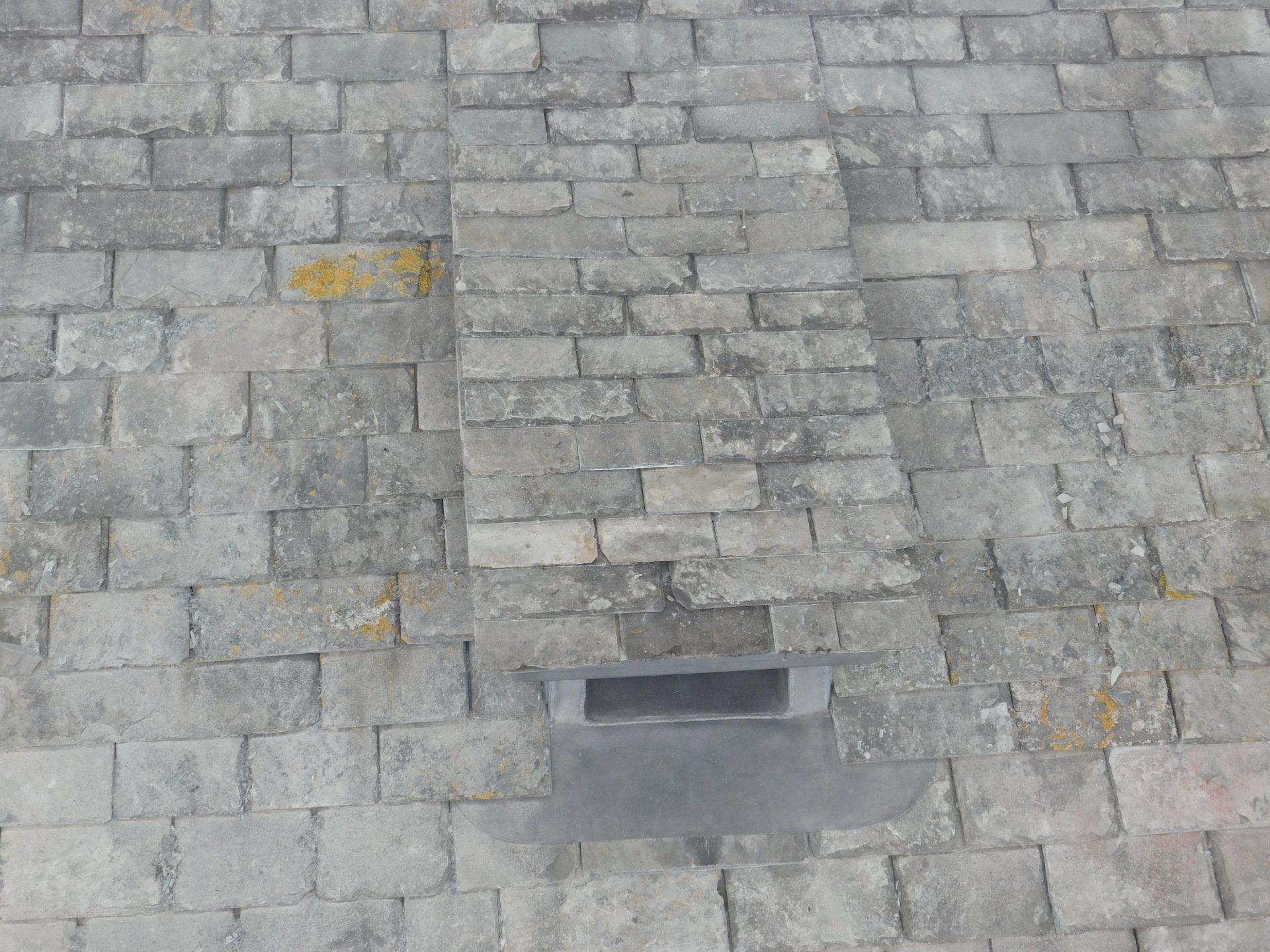 scantle slate, bat box roof, slating, reroof