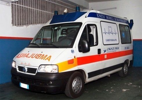 Un'ambulanza