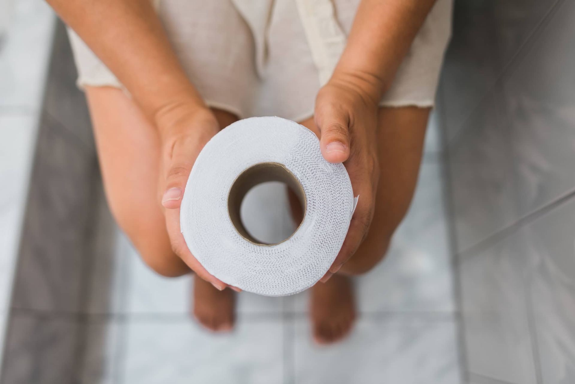 Clean Fresh Smelling Office Bathroom