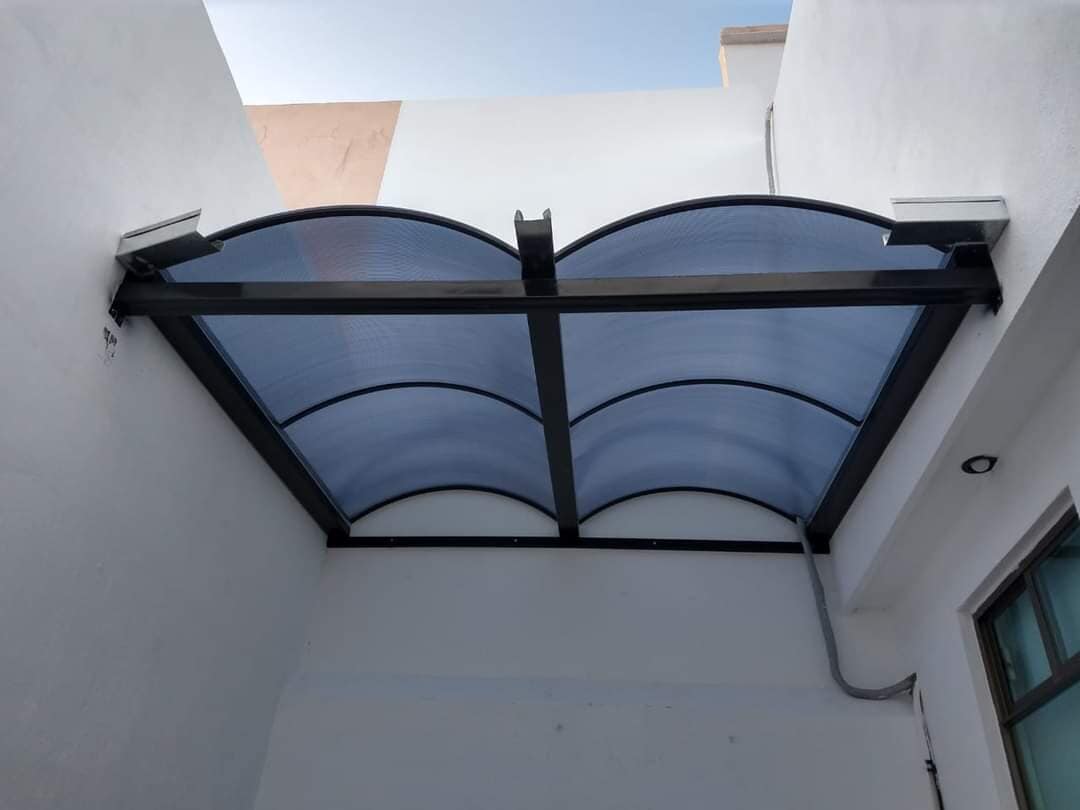 DOMOS Y POLICARBONATO