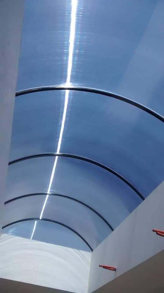 DOMOS Y POLICARBONATO