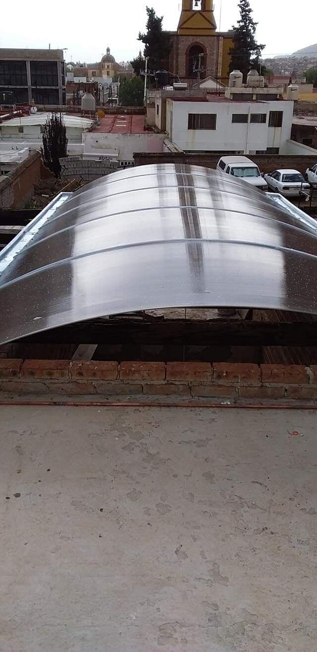 DOMOS Y POLICARBONATO