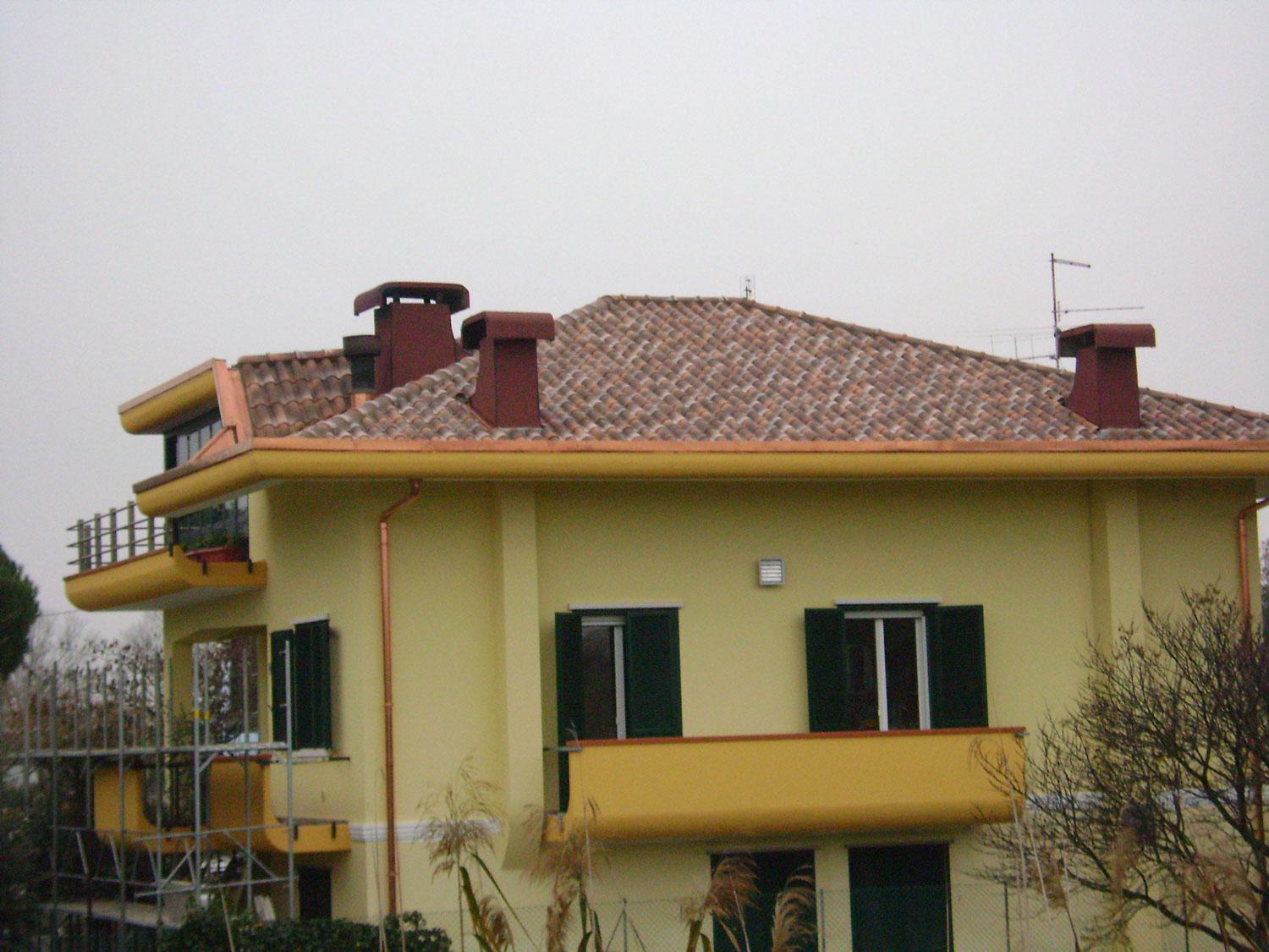 una villa gialla