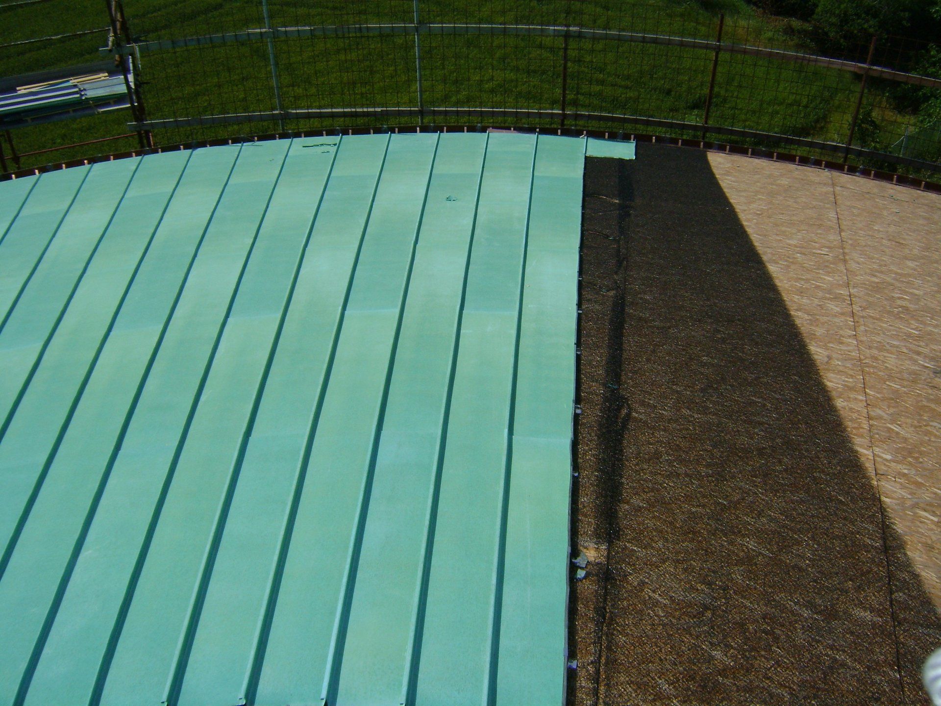 esempio di tettoia con struttura in lamiera 8