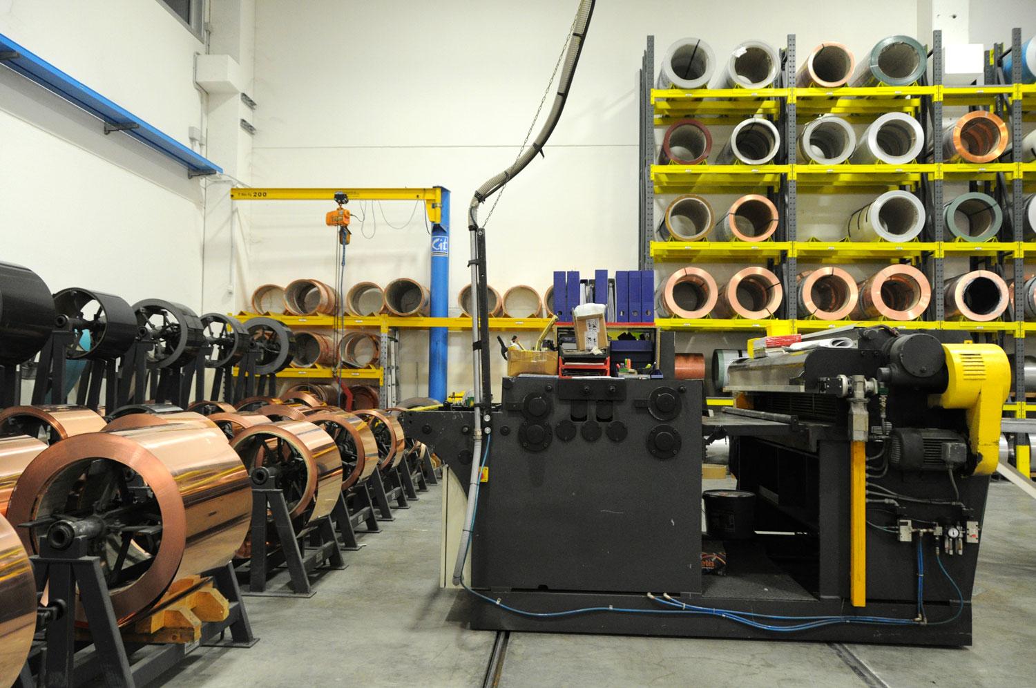 fase di produzione di grondaie - dettaglio 8