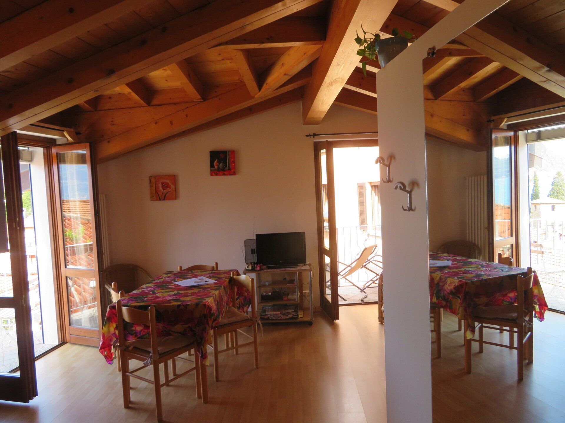 #ilCastellaccioRezzonicoComoLake