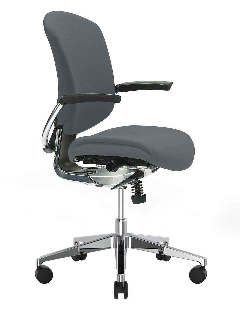 Grå ergonomisk kontorstol med krombase og armlener.