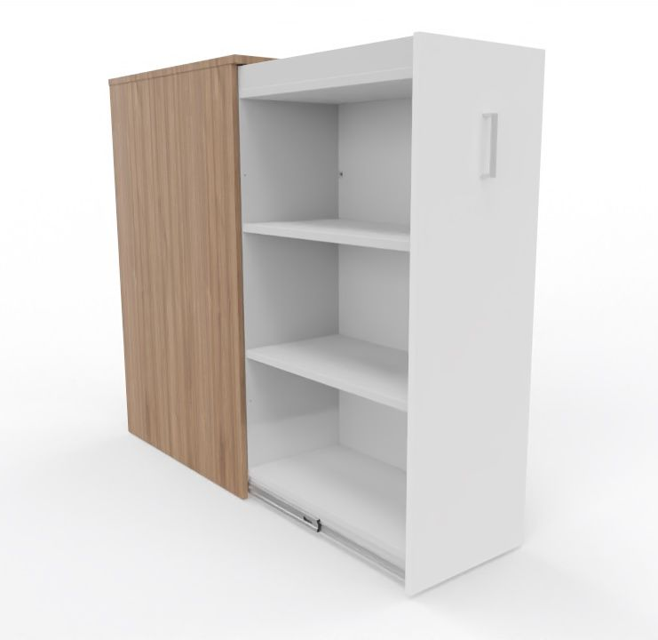 Hvitt skap med skyvedør i tre, tre synlige hyller.