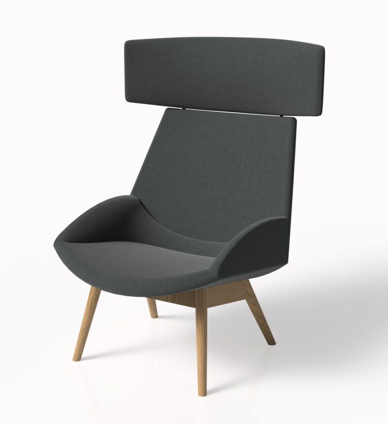 Grå polstret lenestol med høy nakkestøtte og treben.