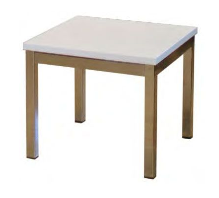 Firkantet bord med hvit topp og gullfargede ben.