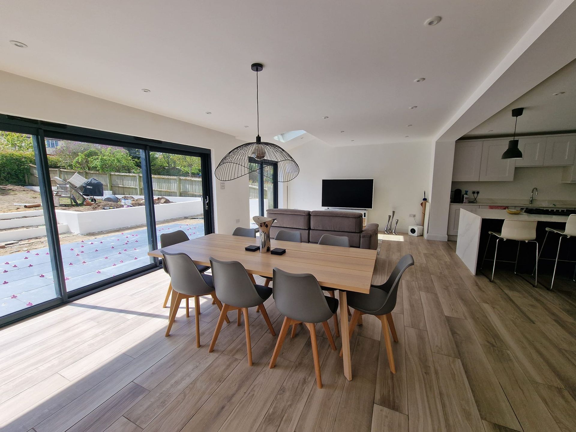 Beautiful Home Extension - Kitchen/Dinning Room Extension by the best Halstead builder.