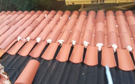 poner onduline bajo teja y retejar para impermeabilizar el tejado en torrejon de ardoz