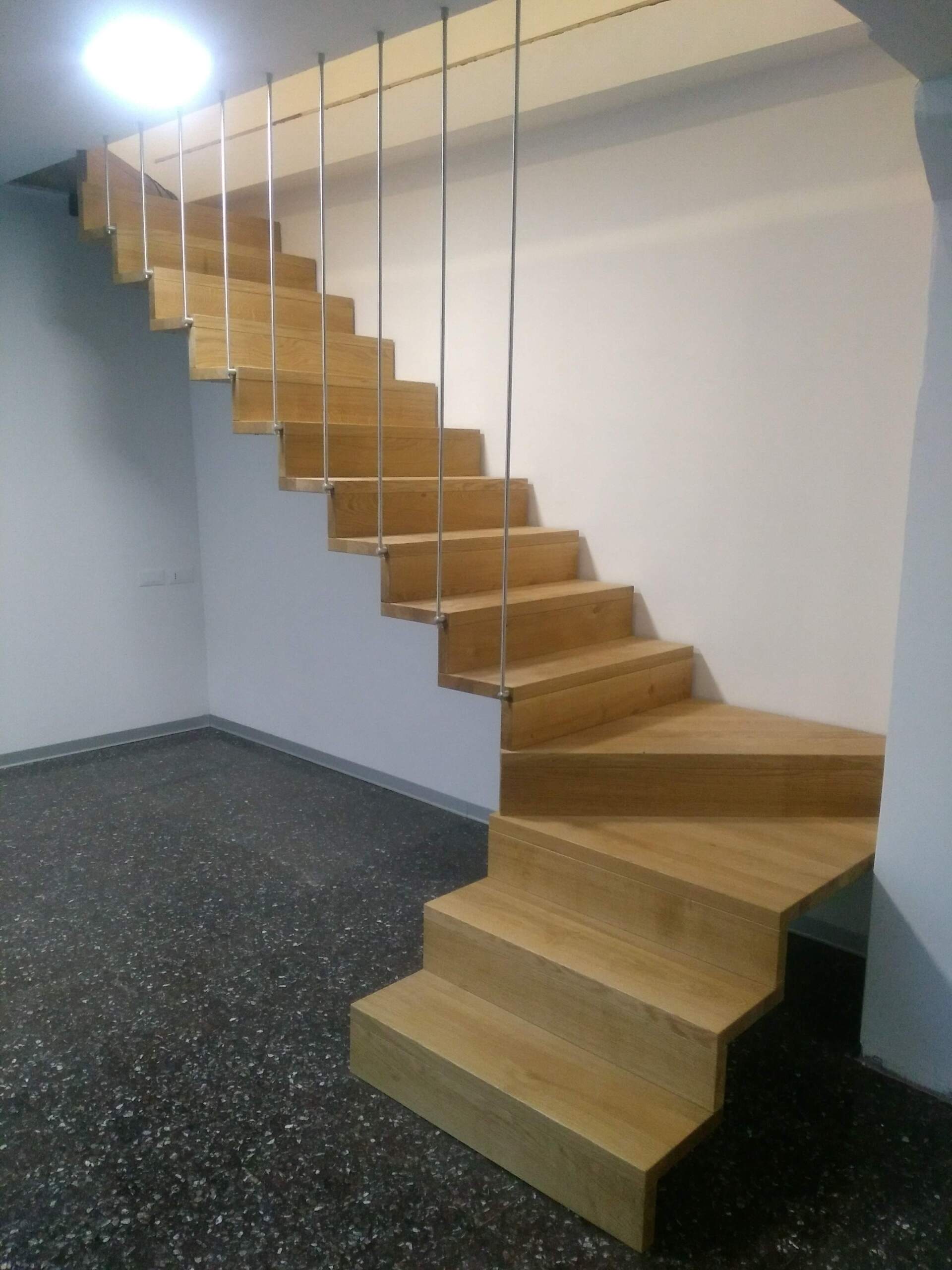 Scale in legno per interni a Pordenone