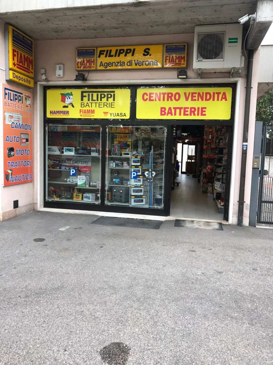 Esterno negozio