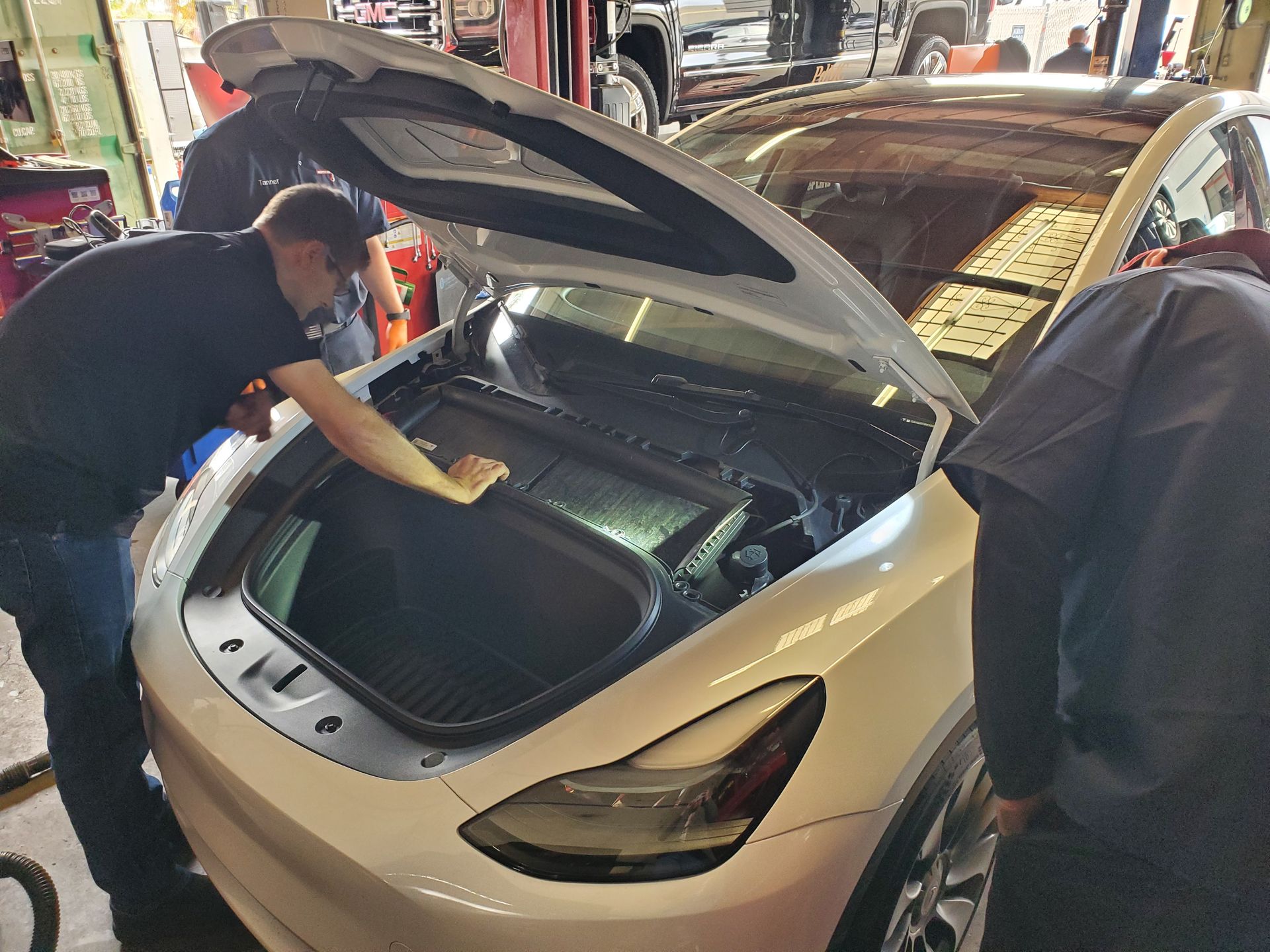 Vista auto repair