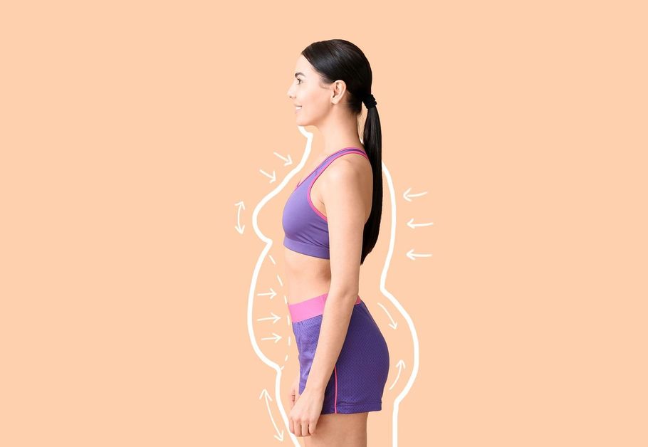 Woman in sportswear, outlined by larger figure with arrows, indicating weight loss.
