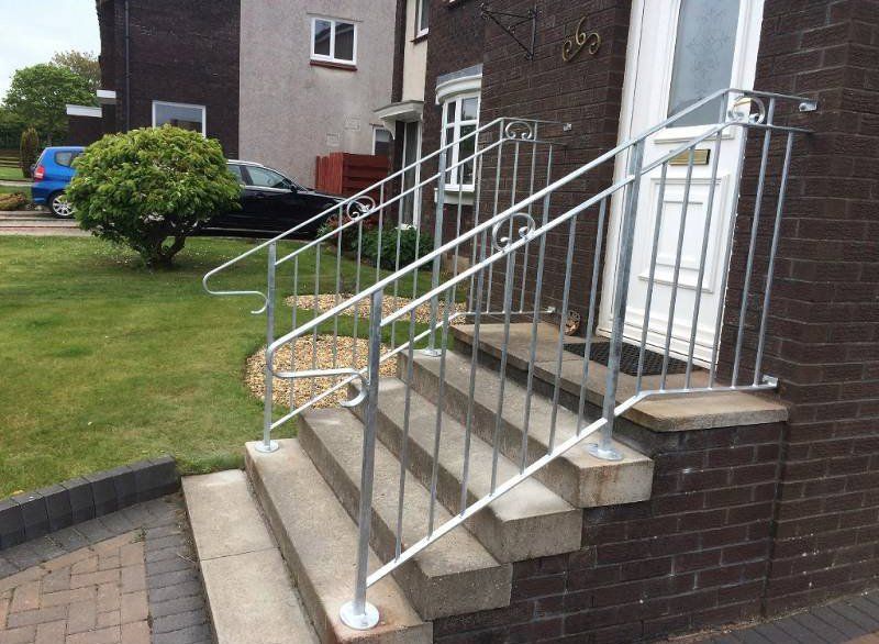 Metal staircase railing