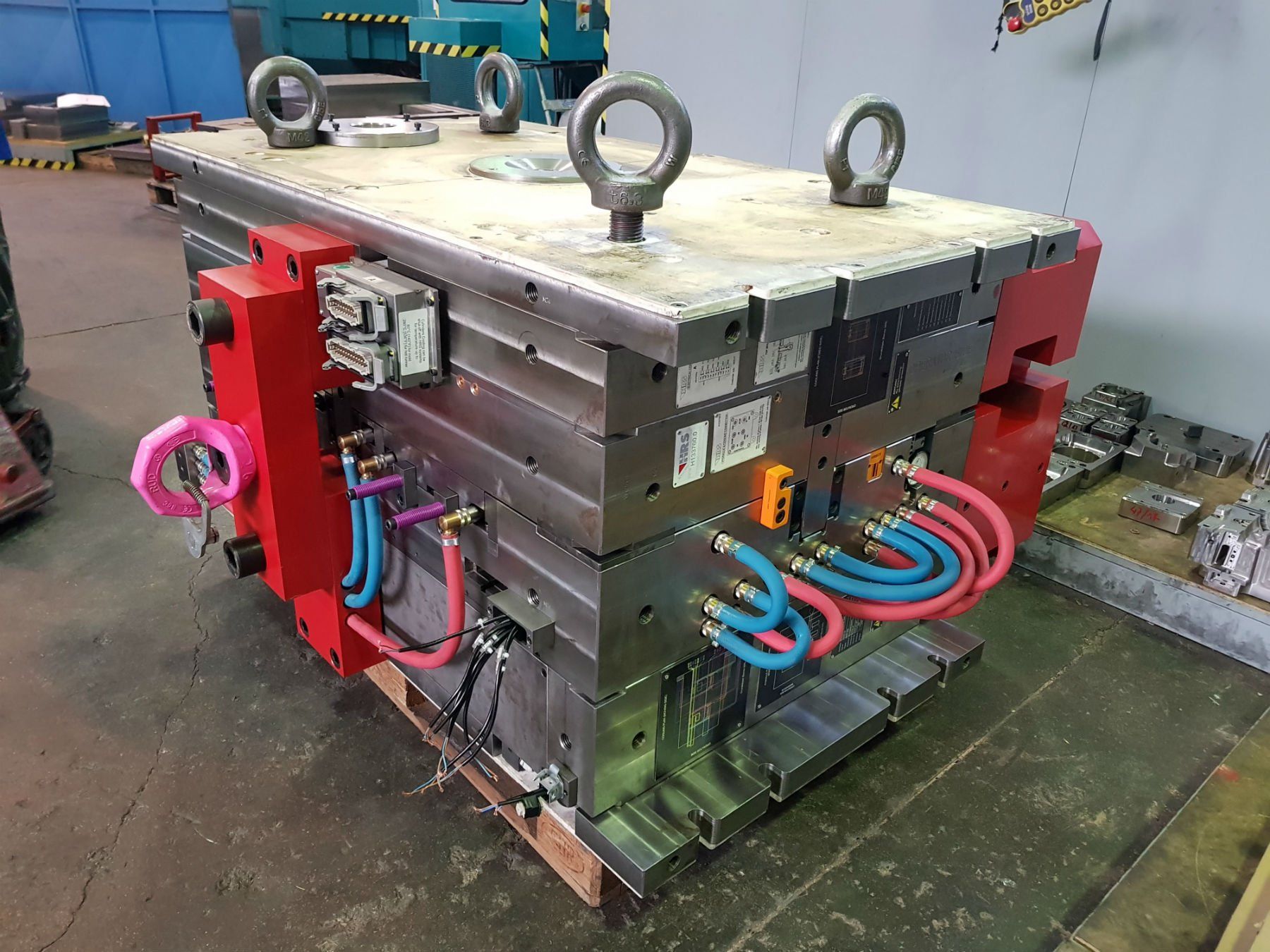 macchina per stampa bicomponenti