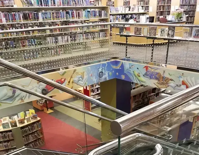 Royal Oak Public Library—books, Wi-Fi, and a propagation station
