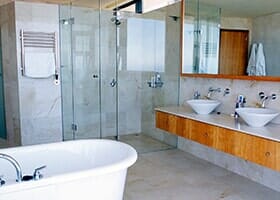 Bathroom - Heavy Duty Glass Shower & Doors in Oxnard, CA
