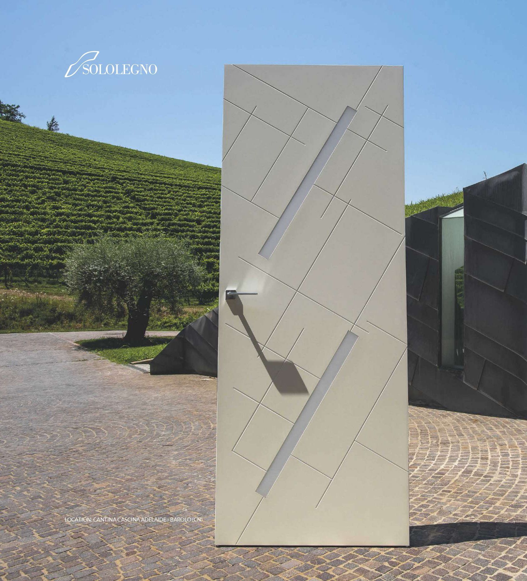 Porta in legno esterna bianca