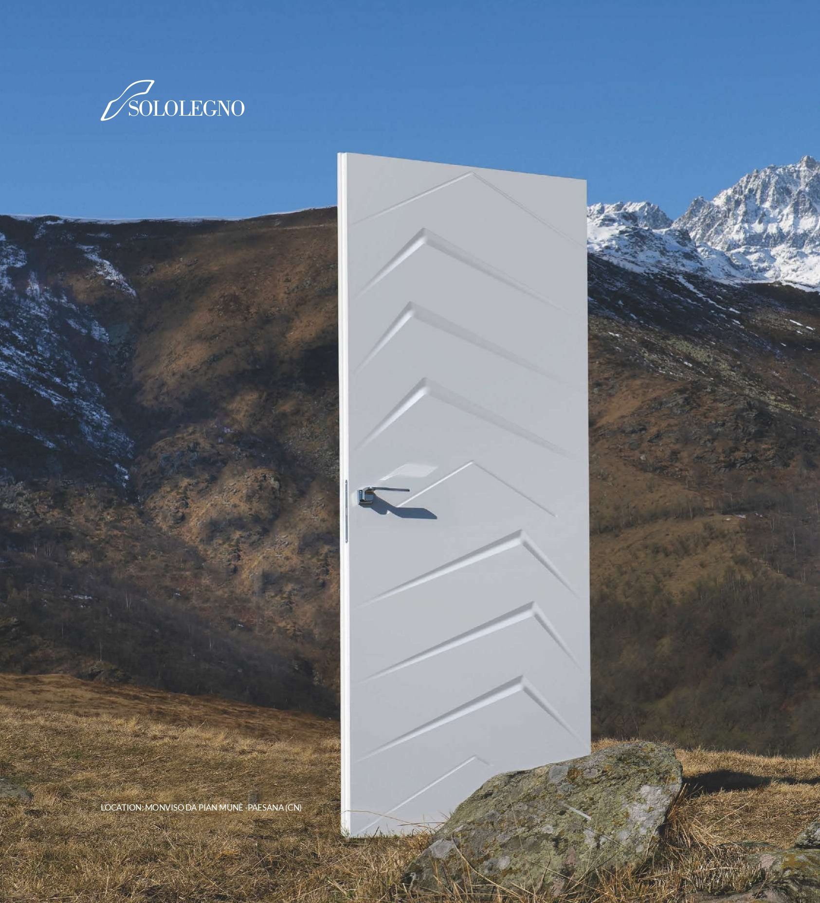 Porta in legno bianca