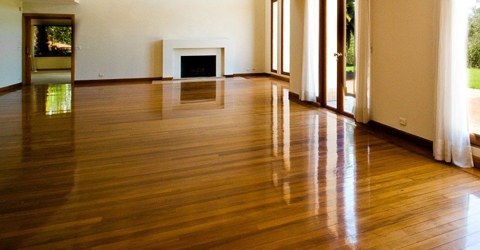 Polishing and sanding floors