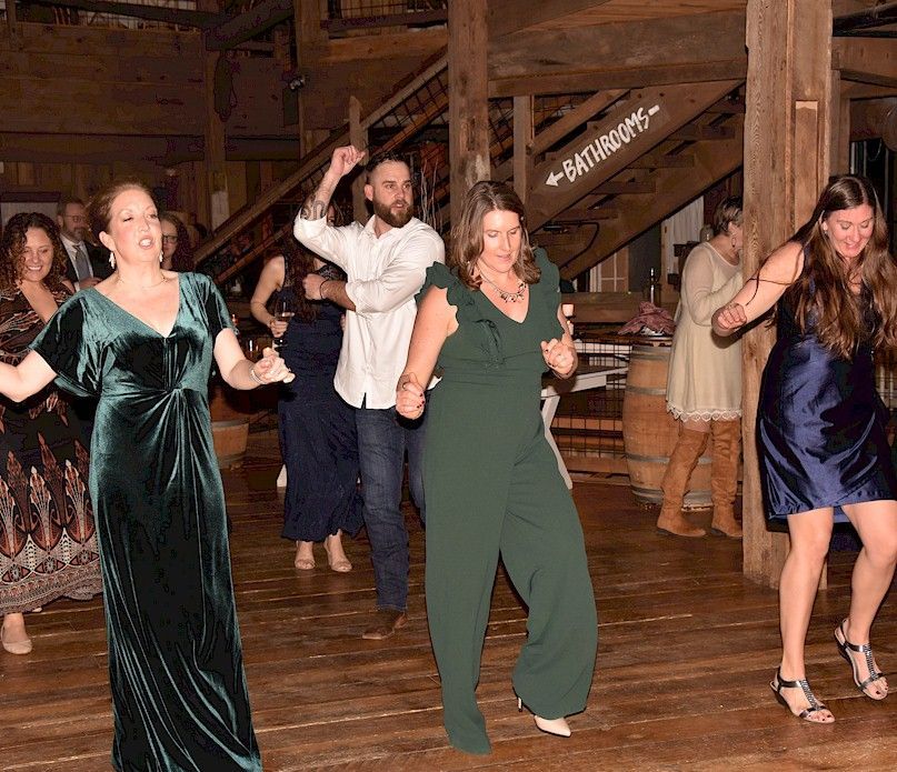 wedding guests dance Barn on the Pemi, Plymouth, NH