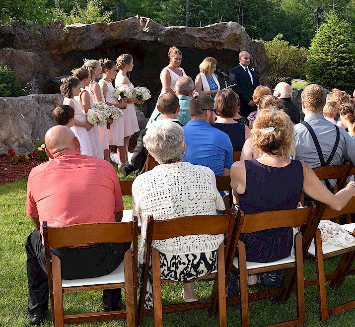 wedding ceremony locaton bedford village inn bedford NH