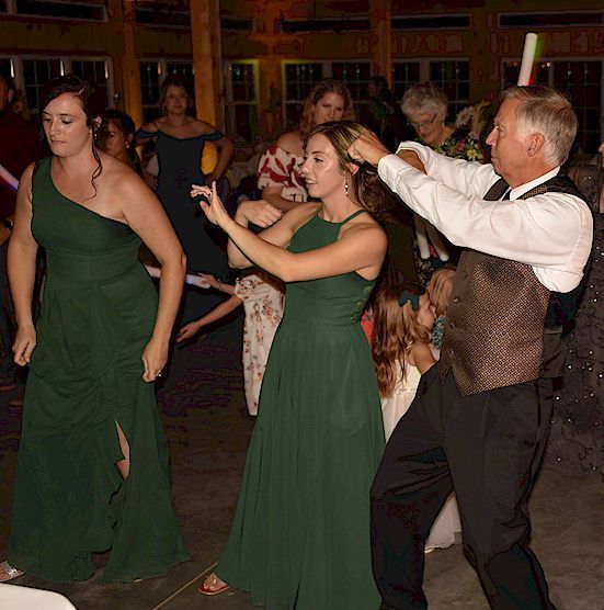 wedding party dances at Cobb Hill Estate 