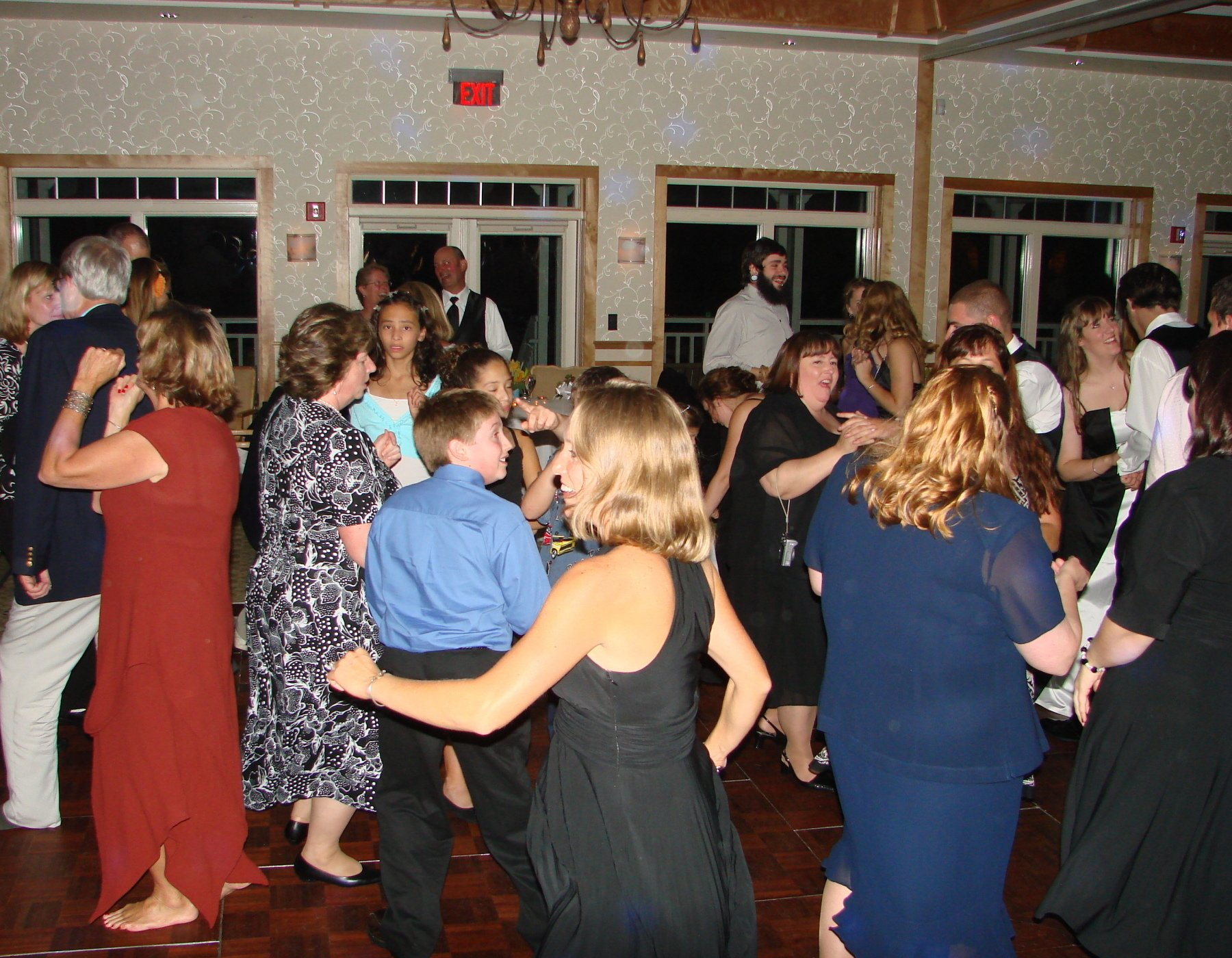wedding guests DJ dancing at Wequassett Resort, Chatham, Massachusetts, Cape Cod