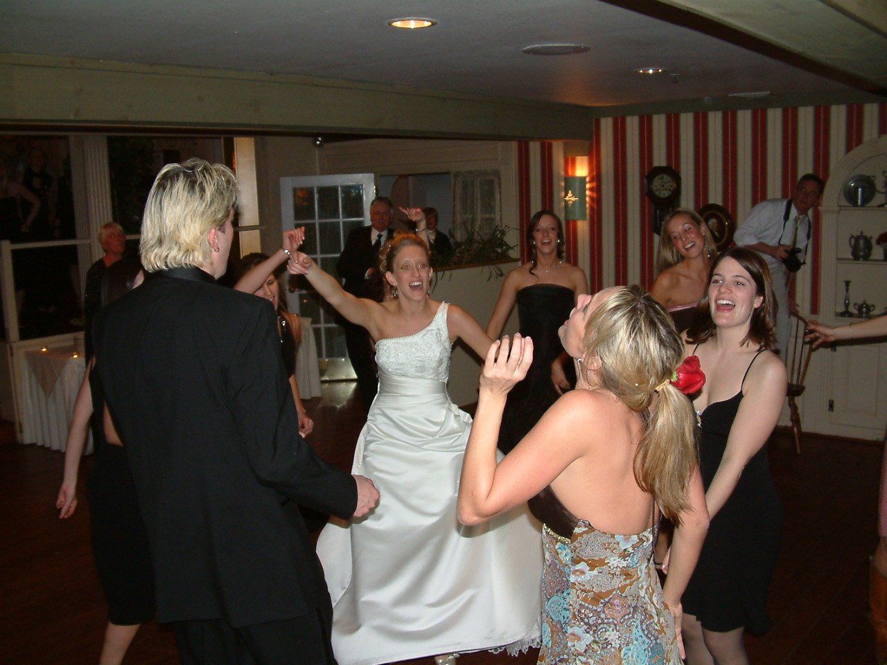 wedding guests dancing at Atkinson Country Club, Atkinson, New Hampshire