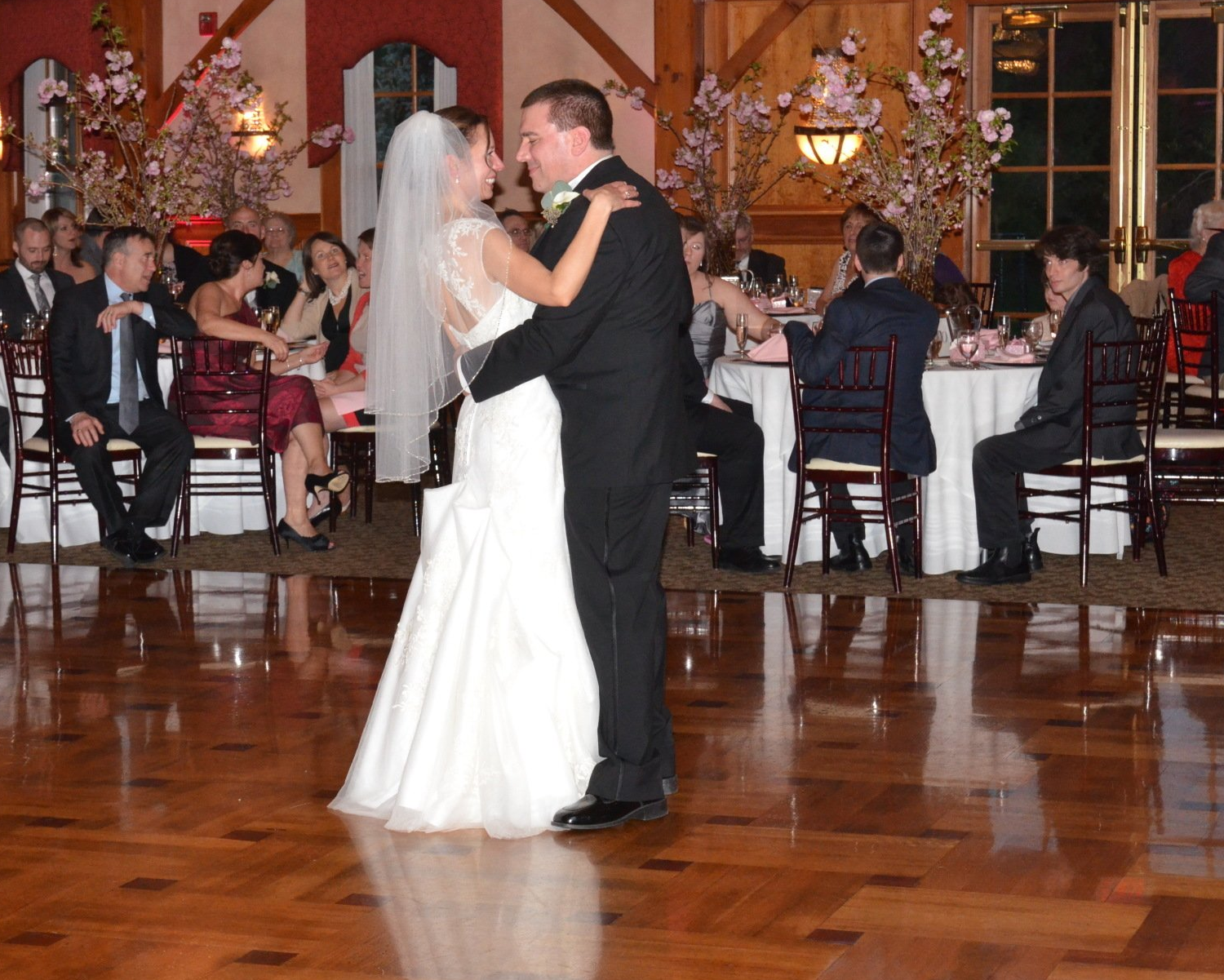 bride and groom first dance Tewksbury Country Club, Tewksbury, Massachusetts