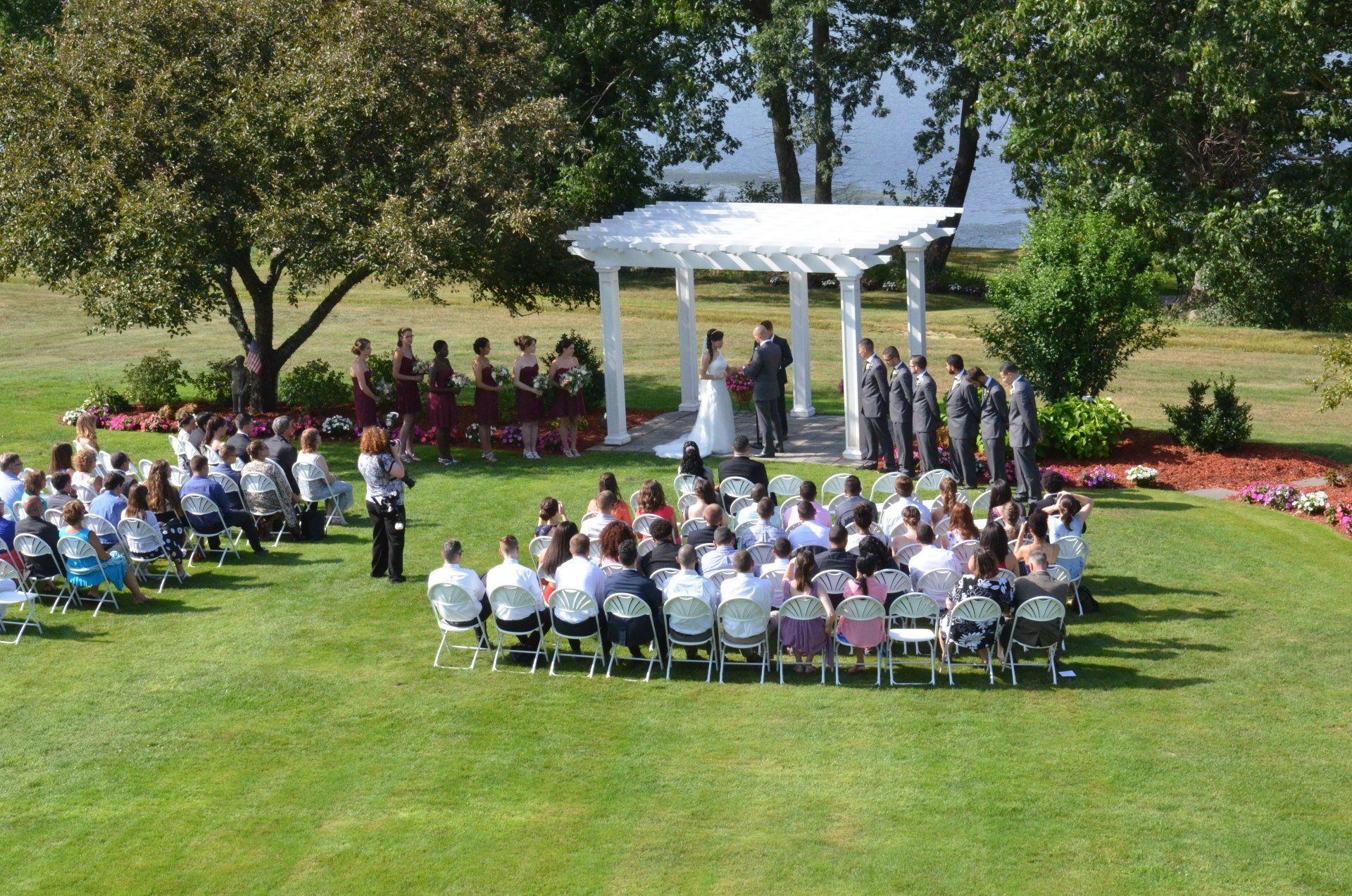 outside wedding ceremony, harris' pelham inn, pelham, new hampshire