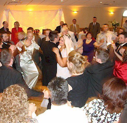wedding dj dancing the Executive Court, Manchester, NH
