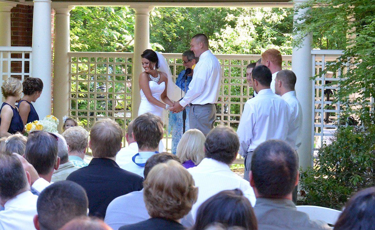wedding ceremony at The Governor's Inn of Rochester, New Hampshire