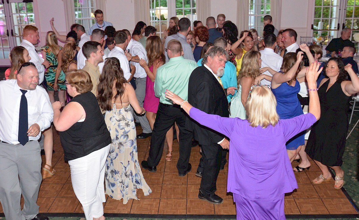 DJ Dancing The Governor's Inn of Rochester, New Hampshire