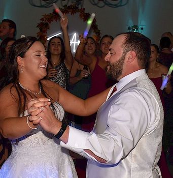 NH wedding DJ, New Hampshire wedding DJs