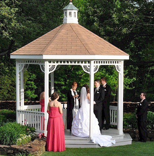 wedding ceremony at Independence Harbor Inn, Assonet, Massachusetts