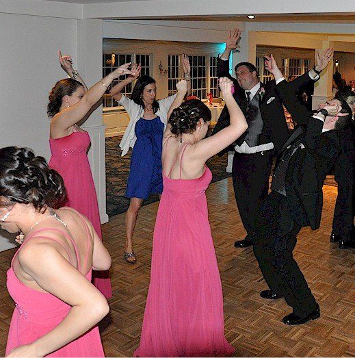 wedding guests DJ dancing at Independence Harbor Inn, Assonet, Massachusetts