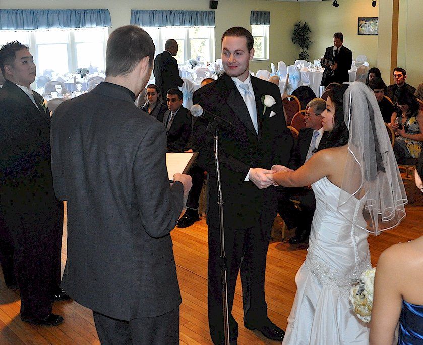 wedding ceremony at Rochester Country Club, Rochester, NH