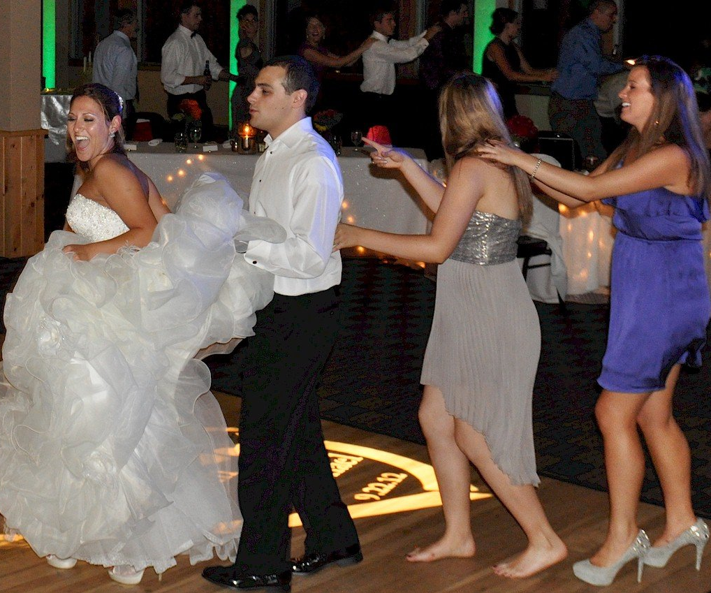 maine wedding DJ Dancing at Sugarloaf USA Resort, Carrabassett Valley, Maine