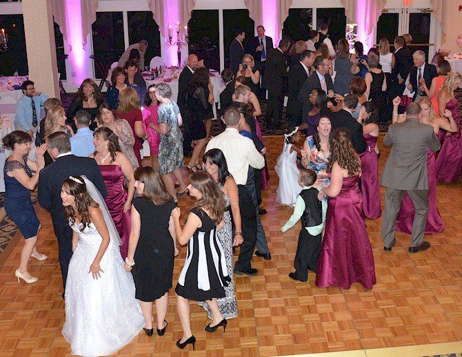wedding guests dancing at Atkinson Country Club NH