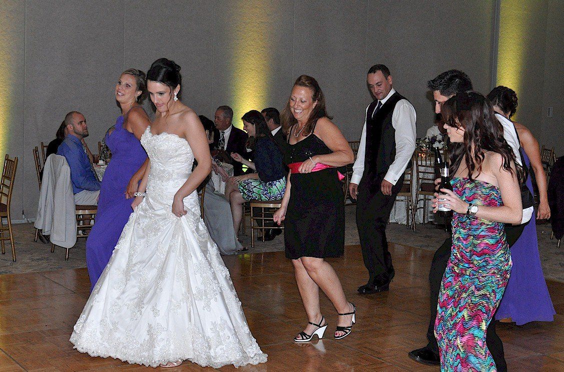MA wedding DJ bride at Granite Links Golf Club, Quincy, Ma